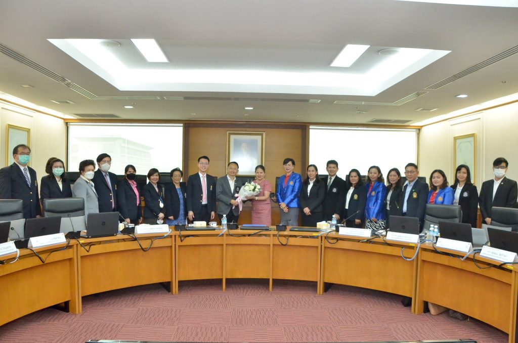 บัณฑิตวิทยาลัย มหาวิทยาลัยบูรพา เข้าร่วมการปะชุมสภาคณะผู้บริหารบัณฑิตศึกษาแห่งประเทศไทย ครั้งที่ 1/2566